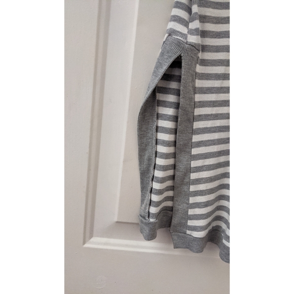 Summer dress - Picture 2 of 2